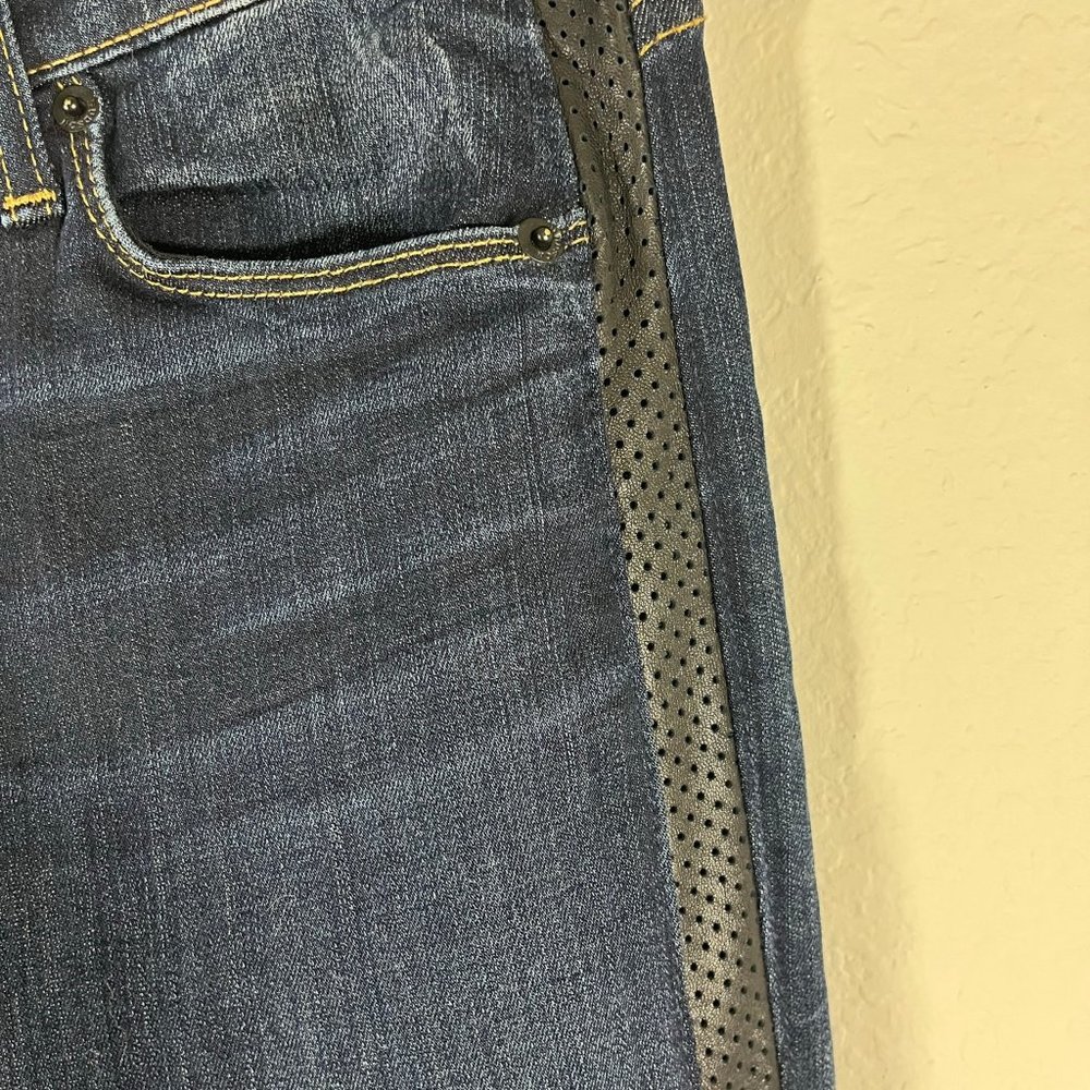 Hudson Women's Ava Super Skinny Cropped Jeans Size 27 Style WC4022DIF - Picture 5 of 11